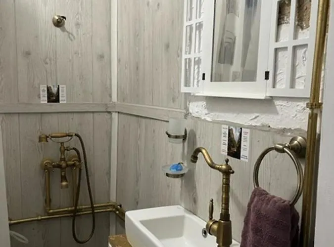 Milica & Aleksandra Вилла *